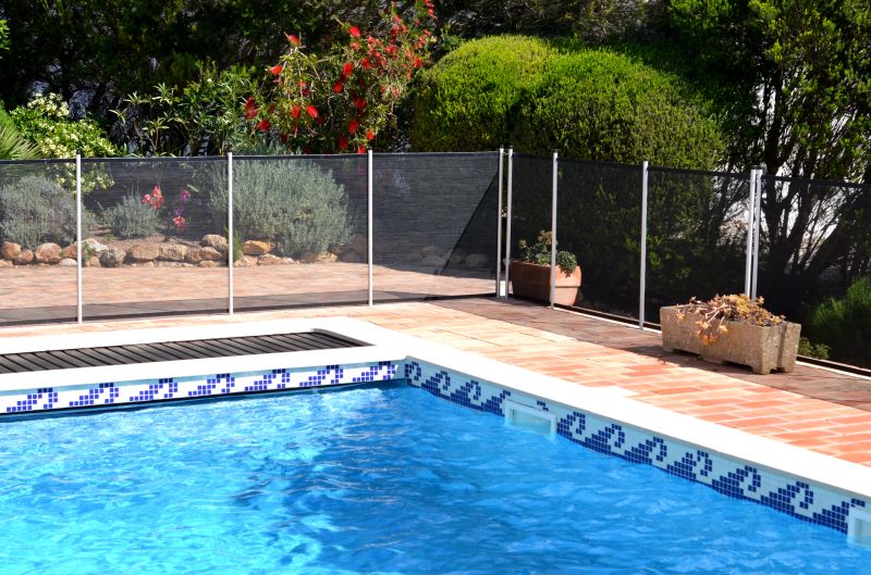 Vinyl Fence Installation Service